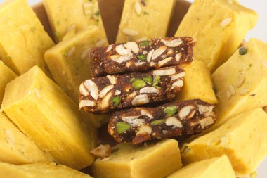 Hint tatlılar tatlı soan papdi