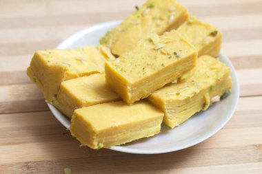 Hint tatlılar tatlı soan papdi