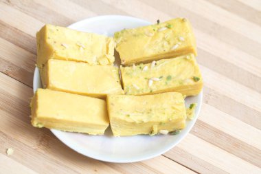 Hint yemekleri şeker ghee tatlı tatlılar soan papdi