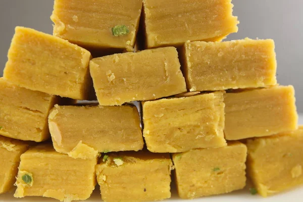 Hint tatlılar tatlı soan papdi