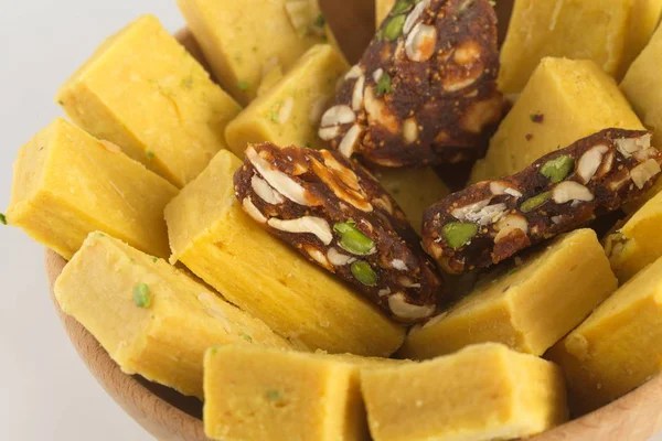 Hint tatlılar tatlı soan papdi