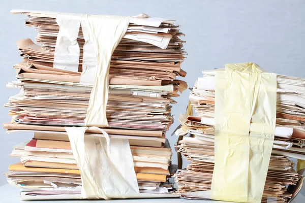 Een pack van oude office-documenten voor de recycling van oud papier — Stockfoto
