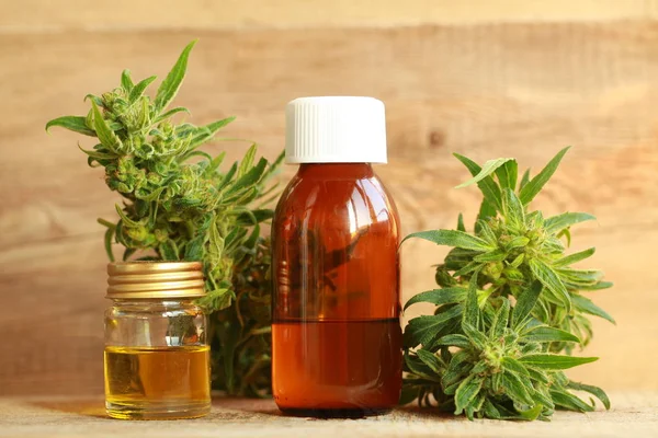 Cannabis oil and hemp — Stock Photo, Image