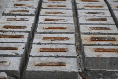 fabrikada beton yapılar için kalıplar
