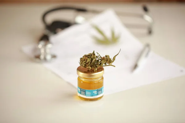 Cannabis Cbd Oil Stethoscope Recipe — Stock Photo, Image