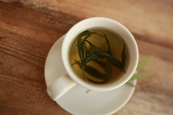 Cannabis Tee Weiße Tasse — Stockfoto