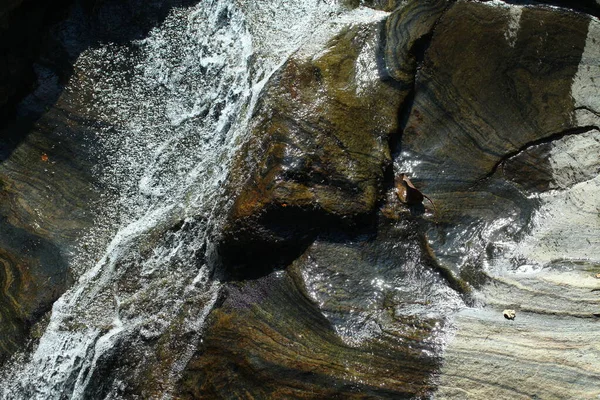 Cascada de Rawana en el monte Sri Lanka — Foto de Stock