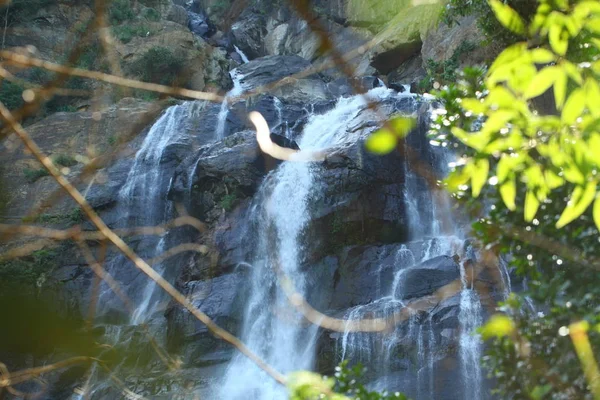 斯里兰卡山区的Rawana瀑布 — 图库照片