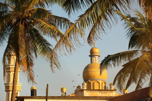 Sri Lanka Negombo 2020 Moschea Musulmana Minareto Contro Cielo — Foto Stock