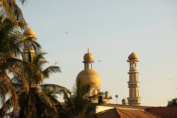 Sri Lanka Negombo 2020 Mezquita Musulmana Minarete Contra Cielo —  Fotos de Stock