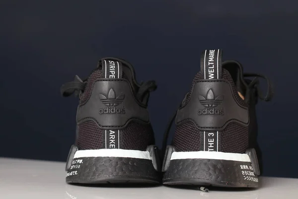 Fekete Sportcipő Adidas Modell Nmd Belarus Minsk 2020 — Stock Fotó