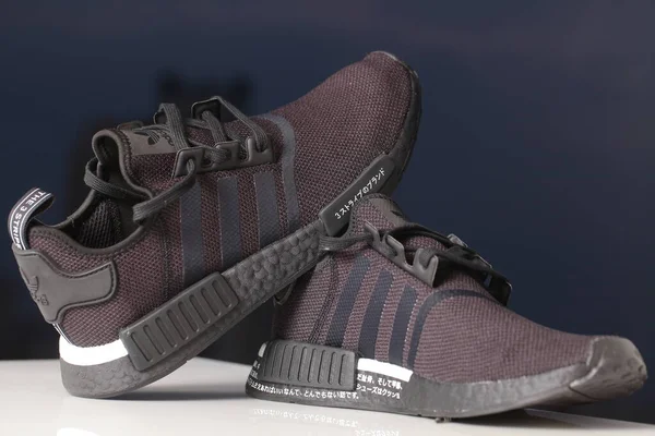 Sepatu Olahraga Hitam Adidas Model Nmd Belarus Minsk 2020 — Stok Foto