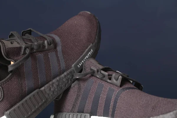 Zapatos Deportivos Negros Adidas Modelo Nmd Belarus Minsk 2020 —  Fotos de Stock