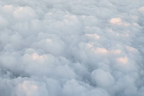 Nuvens de cúmulo, vista do avião — Fotografia de Stock
