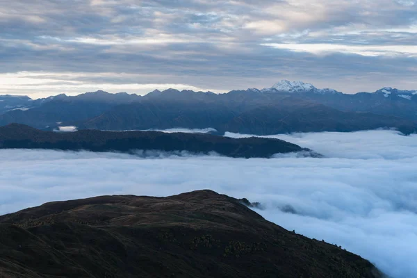 Utsikt över bergskedjan Svan i Georgien — Stockfoto