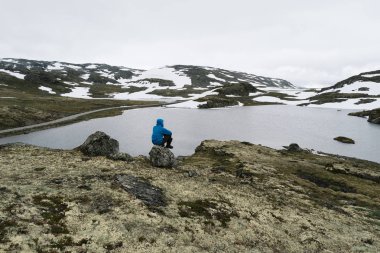 Aurlandsfjellet - Norveç'te Manzaralı yoldan