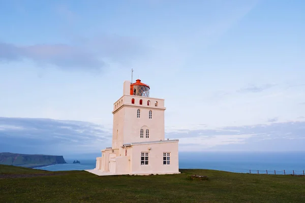 Lighthouse at Cape Dyrholaey, Iceland — Stock Photo, Image