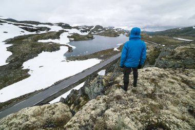 Bjorgavegen - Norveç'te Manzaralı yoldan