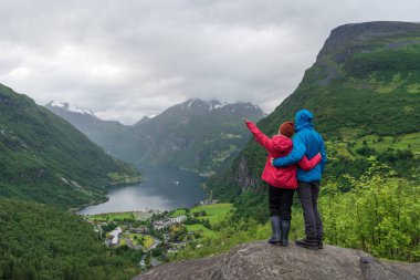 Geiranger, Norveç turistik köyün görünümü