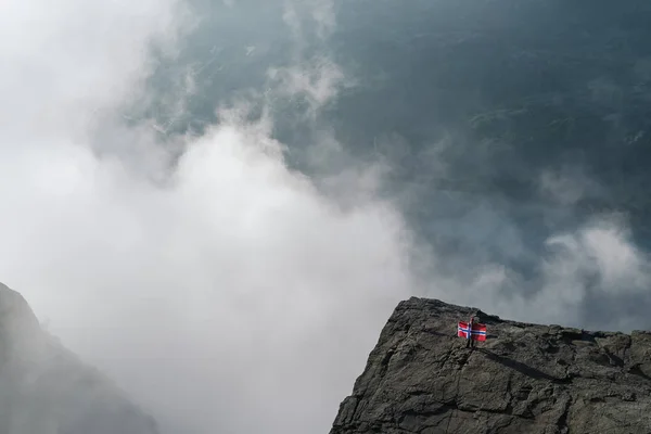 Atrakcja turystyczna Preikestolen Norwegii — Zdjęcie stockowe