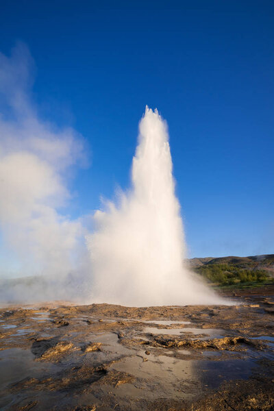Eruption of the Geysir geyser in Iceland