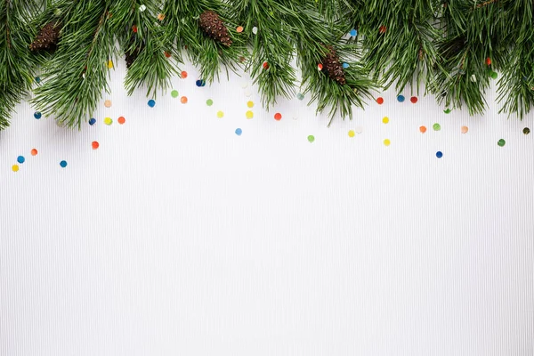 Χριστουγεννιάτικη διακόσμηση με κλαδιά ελάτης — Φωτογραφία Αρχείου