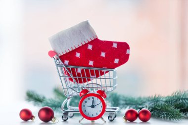 Çalar saat ve Noel çorap 