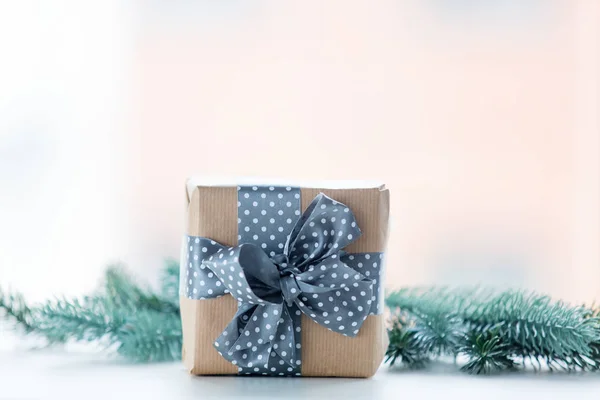 Χριστουγεννιάτικο κουτί δώρου — Φωτογραφία Αρχείου