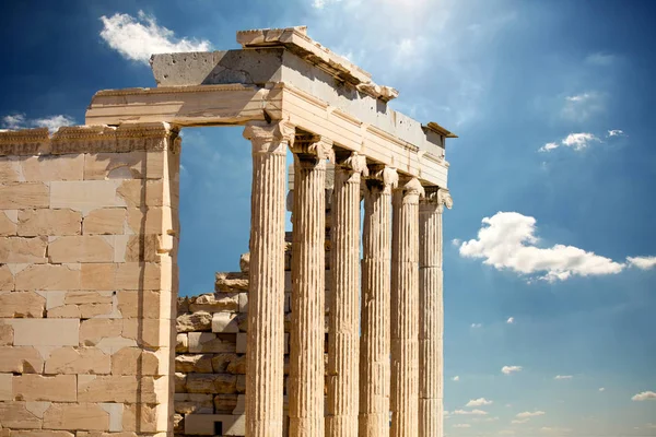 Beautiful ruined temple — Stock Photo, Image