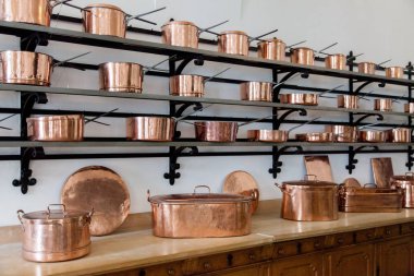 çanak çömlek üzerinde güzel manzara fotoğrafı depolamak