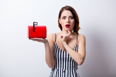 güzel genç kadın ile postkast 