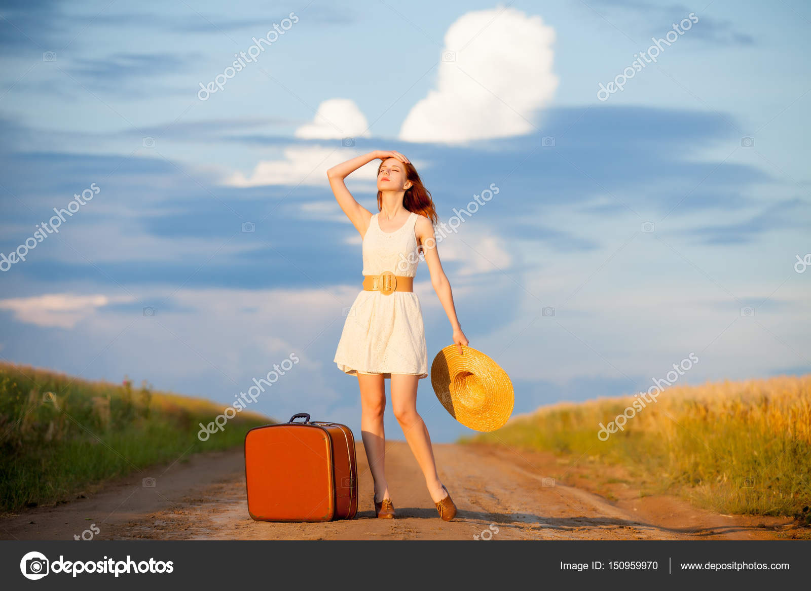 танец с чемоданами