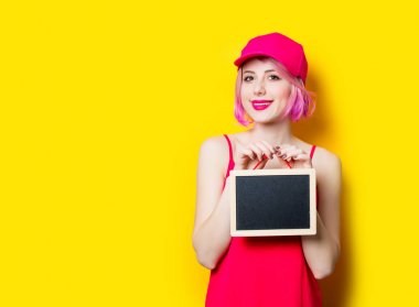 Yönetim kurulu olan güzel kadın 