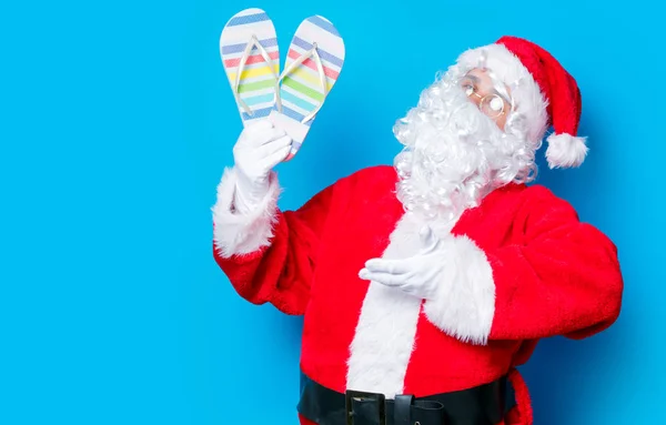 Komik Noel Baba flip flop beraber eğlenelim — Stok fotoğraf