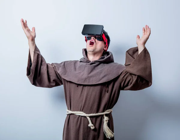 Catholic monk with 3D glasses — Stock Photo, Image