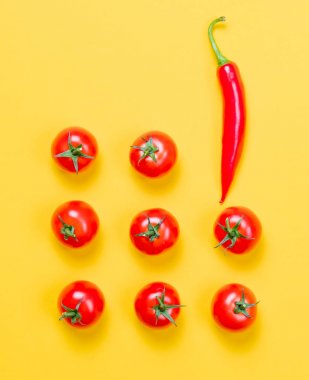 taze olgun domates ve biber biber 