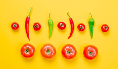 taze olgun domates ve biber