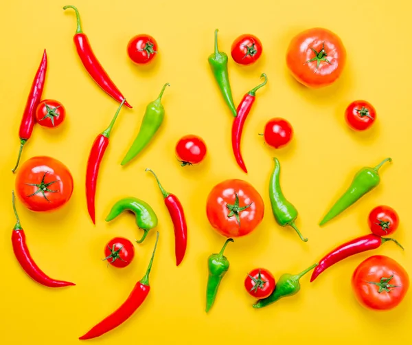 taze domates ve kırmızı biber