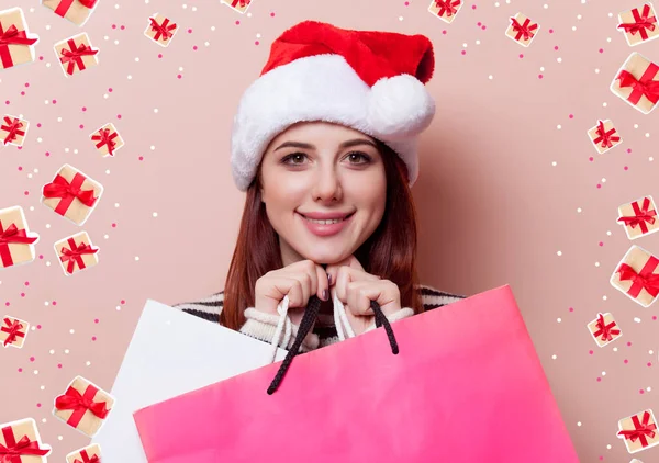 Nő a karácsonyi bevásárló szatyrok — Stock Fotó