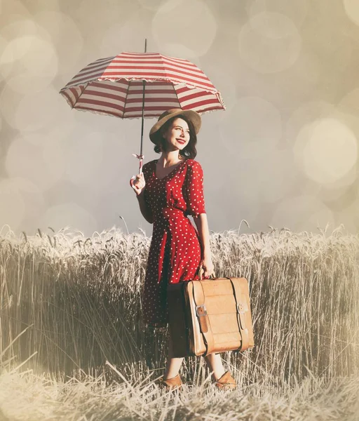 Fiatal nő esernyővel — Stock Fotó
