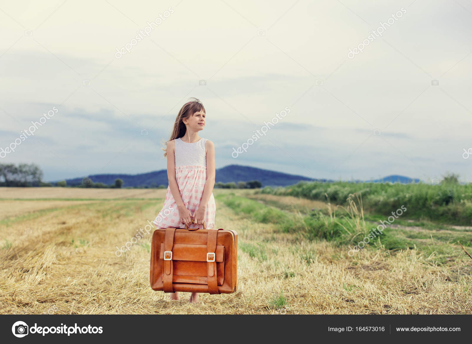 little girl travel suitcase
