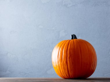 Sonbahar masaya kabak