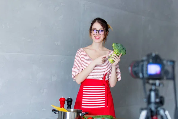 Young woman cooking Vegan food — Stock Photo, Image