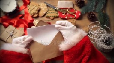 Noel Baba hediyeleri hazırlanıyor