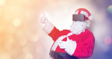 Noel Baba Vr gözlüklü