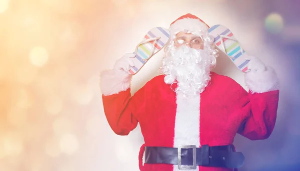 Santa Claus con chanclas —  Fotos de Stock