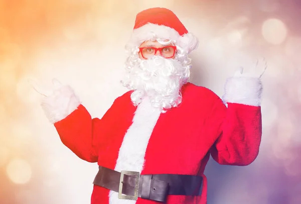 Santa Claus s červenými brýlemi — Stock fotografie