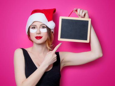 kadın holding yazı tahtası