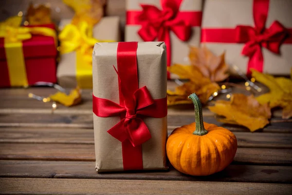 hediye kutusu balkabağı ile