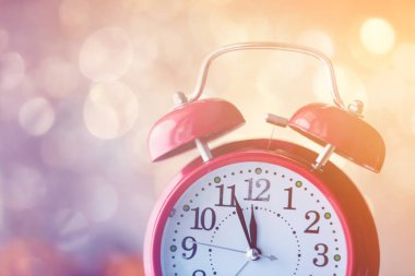 Noel ışıklar ile çalar saat